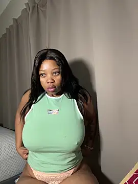 Snapshot of cherrybabe76 chatting on February 17, 2025, 4:39 pm cherrybabe76 online show from February 17, 2025, 4:39 pm