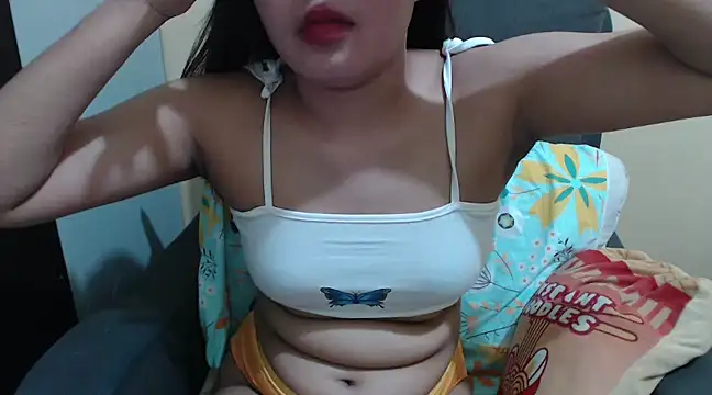 Snapshot of FantasticBaby_18 chatting on March 9, 2025, 9:02 am FantasticBaby 18 online show from March 9, 2025, 9:02 am