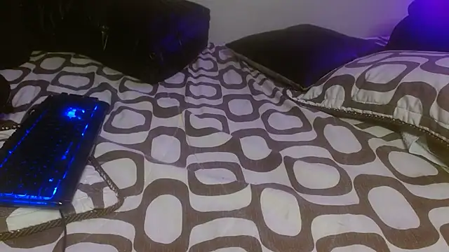 AnnyelinnaLove online show from March 6, 2025, 9:58 am