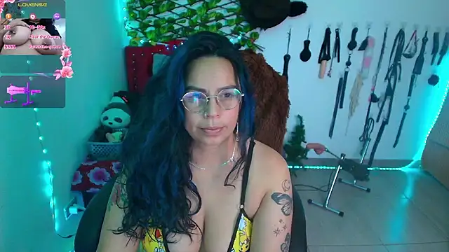 elektra 32 online show from March 26, 2026, 6:33 am