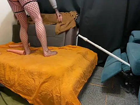 sillent105 online show from February 27, 2026, 9:14 pm