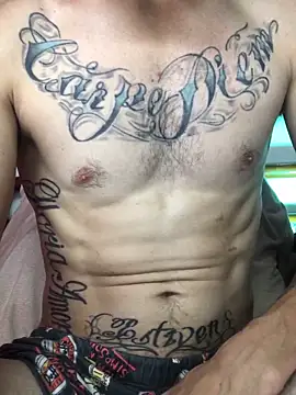 iamxandertv online show from November 23, 2025, 4:28 pm