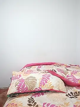 Snapshot of iamemmablake chatting on January 18, 2026, 8:12 pm iamemmablake online show from January 18, 2026, 8:12 pm