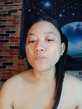 Urchanel online show from May 10, 2026, 3:54 am