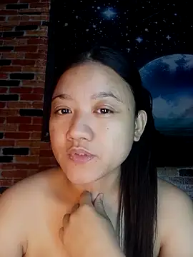 Urchanel online show from April 28, 2026, 11:09 pm
