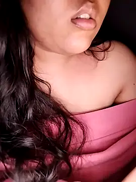 Annerae online show from October 5, 2025, 4:31 pm