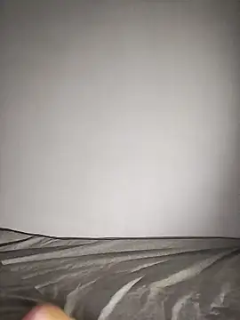 Annerae online show from November 6, 2025, 8:57 pm