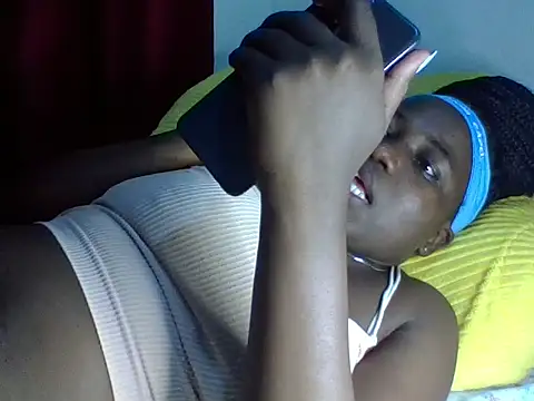 cute-marianna online show from April 23, 2026, 5:14 pm