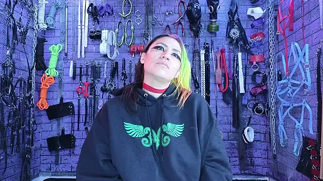 Snapshot of PANDORANEZZ chatting on February 24, 2026, 9:21 am PANDORANEZZ online show from February 24, 2026, 9:21 am