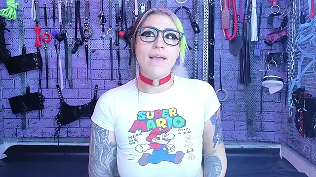 PANDORANEZZ online show from March 10, 2026, 7:51 pm