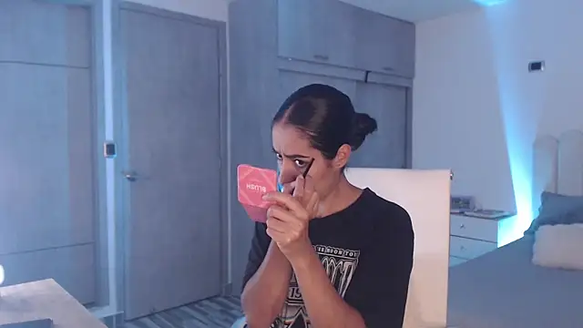 Brown skin11 online show from March 18, 2025, 11:09 pm