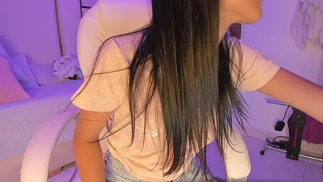 Meghan stonne  online show from September 21, 2025, 4:23 pm