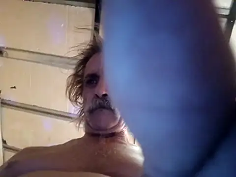 sausylolly online show from March 4, 2026, 5:42 pm