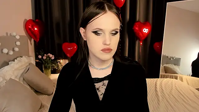 EffieMinki online show from February 11, 2026, 11:21 am