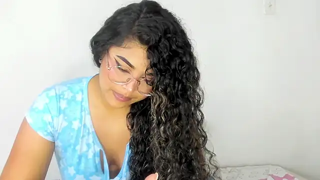 moana taylor online show from February 26, 2025, 10:27 am