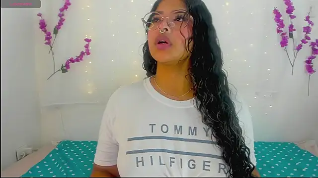 moana taylor online show from September 11, 2025, 9:53 am