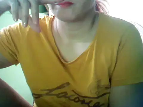 ashlylove25 online show from May 16, 2026, 12:53 am
