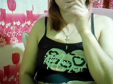 ashlylove25 online show from November 26, 2025, 4:07 pm