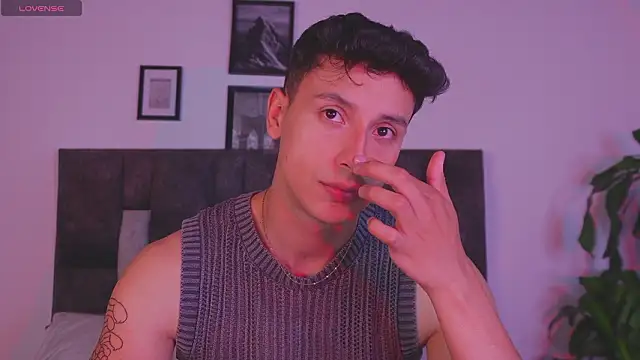 I Gabriel online show from March 23, 2026, 6:46 am