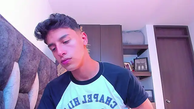 I Gabriel online show from December 10, 2024, 8:16 pm