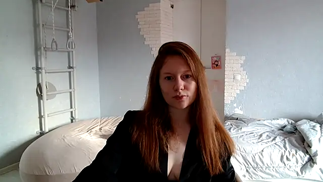 ConnieDaw online show from October 23, 2025, 7:51 am