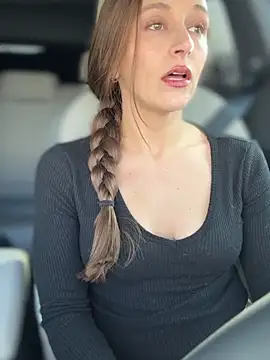 lunagirl13 online show from February 20, 2026, 10:33 pm