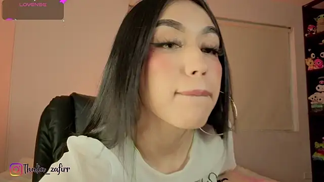 Laurent-Glass online show from November 15, 2025, 10:25 pm