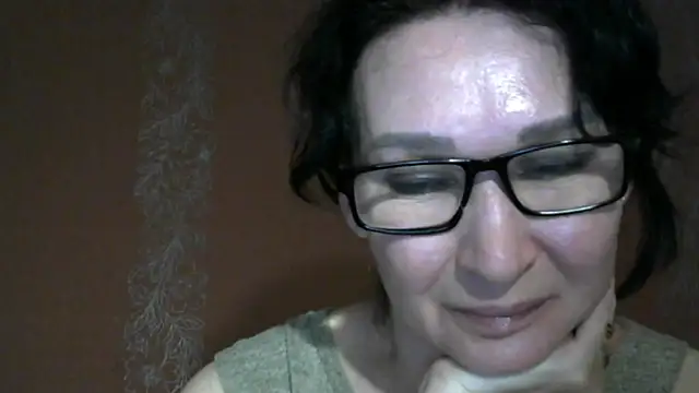 Snapshot of PrettyAndWild chatting on July 3, 2026, 3:07 pm PrettyAndWild online show from July 3, 2026, 3:07 pm