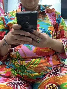 Snapshot of Preet_Kaur_69 chatting on May 23, 2026, 6:29 pm Preet Kaur 69 online show from May 23, 2026, 6:29 pm