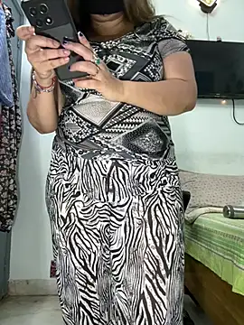 Snapshot of Preet_Kaur_69 chatting on May 24, 2026, 5:24 pm Preet Kaur 69 online show from May 24, 2026, 5:24 pm