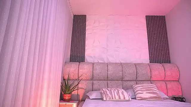 Snapshot of katy_rioss chatting on February 3, 2026, 11:59 am katy rioss online show from February 3, 2026, 11:59 am