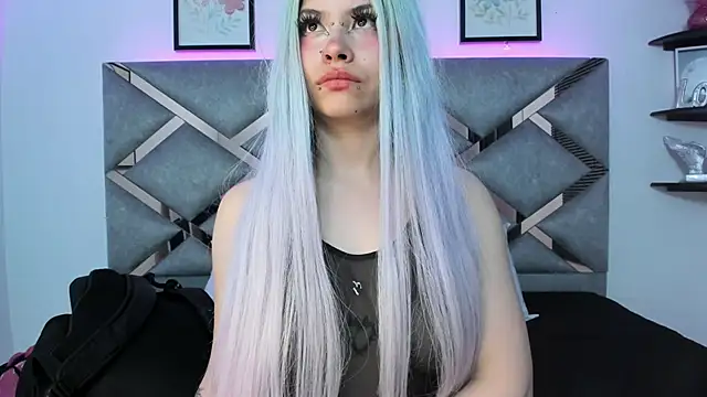 Snapshot of Keidy_rose chatting on March 1, 2025, 7:04 pm Keidy rose online show from March 1, 2025, 7:04 pm