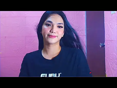 WONDERWOMAN2023 online show from November 13, 2025, 9:02 am