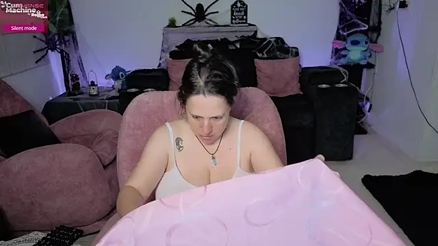 valery adams1 online show from October 8, 2025, 4:58 am