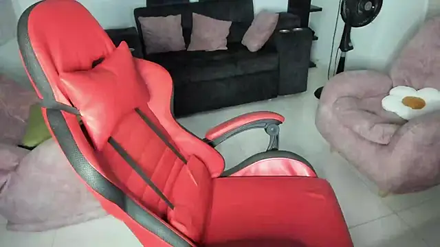 valery adams1 online show from March 4, 2025, 3:11 am