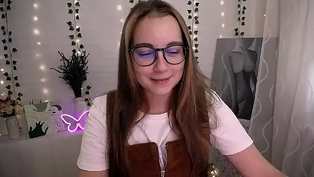 Snapshot of SweetPrincess_ chatting on September 17, 2025, 7:43 am SweetPrincess online show from September 17, 2025, 7:43 am