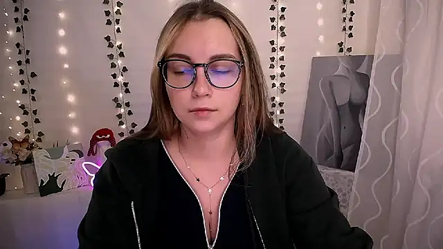 Snapshot of SweetPrincess_ chatting on October 22, 2025, 5:40 am SweetPrincess online show from October 22, 2025, 5:40 am