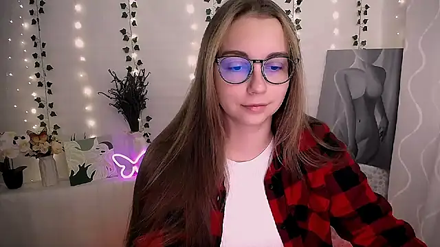Snapshot of SweetPrincess_ chatting on September 30, 2025, 5:46 am SweetPrincess online show from September 30, 2025, 5:46 am