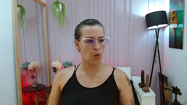 Snapshot of Britney_taylor_ chatting on January 9, 2025, 9:58 pm Britney taylor online show from January 9, 2025, 9:58 pm