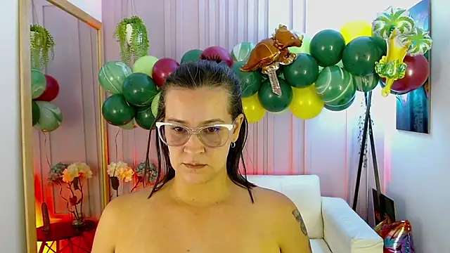 Snapshot of Britney_taylor_ chatting on January 8, 2025, 11:09 pm Britney taylor online show from January 8, 2025, 11:09 pm