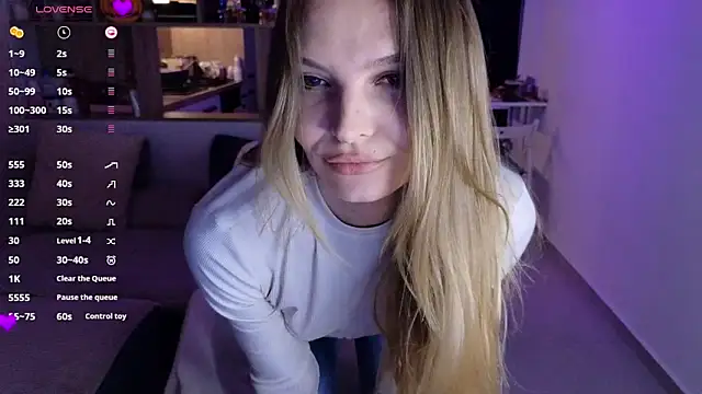  alleyesonme  online show from November 14, 2025, 4:43 pm