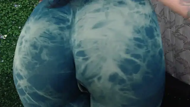 valquiria sirgun online show from November 30, 2025, 11:11 am