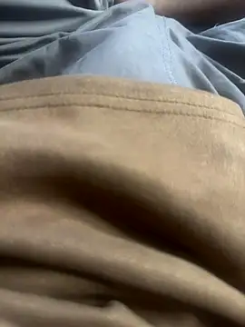 Juniorbrazillian online show from November 8, 2025, 8:01 pm