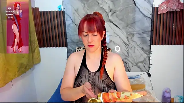 Hannaa32 online show from December 3, 2025, 8:47 am