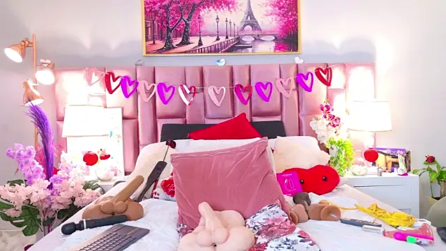 Snapshot of Anaa_Bellaa chatting on February 17, 2026, 4:48 pm Anaa Bellaa online show from February 17, 2026, 4:48 pm