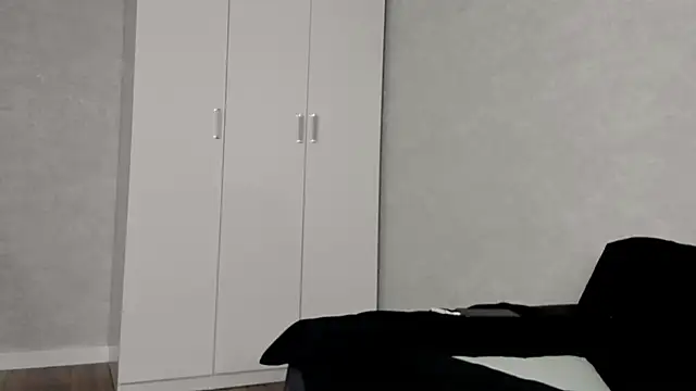 mary shiota online show from October 26, 2025, 7:14 pm