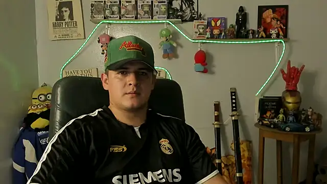 Snapshot of ney_22 chatting on February 3, 2026, 7:41 pm ney 22 online show from February 3, 2026, 7:41 pm