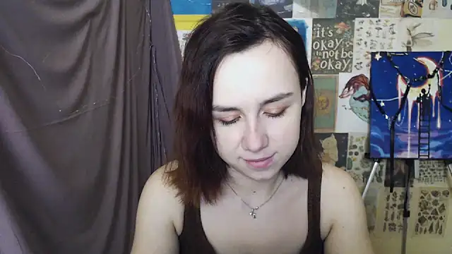 Snapshot of VeryVeryVeryShy_ chatting on February 26, 2025, 6:40 am VeryVeryVeryShy online show from February 26, 2025, 6:40 am