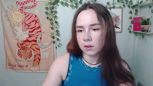 VeryVeryVeryShy  online show from July 4, 2026, 5:36 am