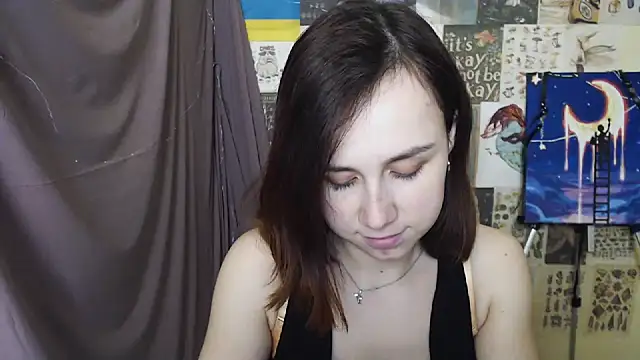 Snapshot of VeryVeryVeryShy_ chatting on March 18, 2025, 9:56 am VeryVeryVeryShy online show from March 18, 2025, 9:56 am